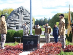 Izskan 21. Karoga svētki