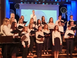 Svētki Madonas Valsts ģimnāzijas saimei