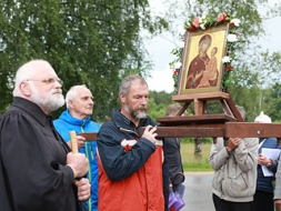 Tihvinas Dievmātes ikona Madonā