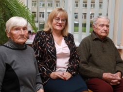 Dzīve pansionātā lūkojama no gaišās puses