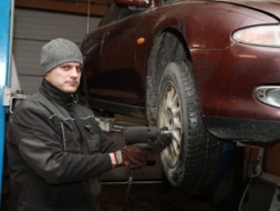 Riepu maiņu neatliek uz pēdējo brīdi