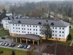 Madonas slimnīca turpina strādāt