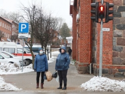 Informācija gājējiem Saules-Poruka ielas krustojumā