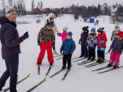 Slēpošanas iemaņas apgūst paši mazākie