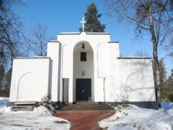 Vai bēru ceremonijā drīkst izmantot kapliču?