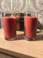 Garda brokastu maltīte — smūtijs