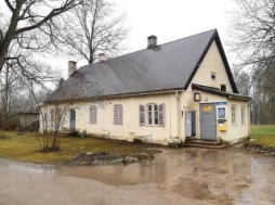 Iecere pārvietot Dzelzavas bibliotēku