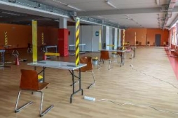 Izsludina vakances darbam masu vakcinācijas centrā
