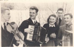 Bagātīgi — no Kalsnavas pagasta