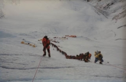 Izstāde “Ceļš uz Everestu, kas turpinās”