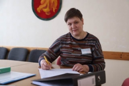 Noslēgusies ar zemu vēlētāju aktivitāti
