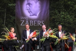 Izcilā tenora Jāņa Zābera piemiņai