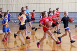 Pasākumu basketbolistiem vada Artūrs Raudziņš
