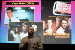 Filma atrauj cilvēcības klapes