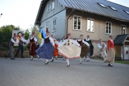 Deju kolektīvam “Žuburi” — 15