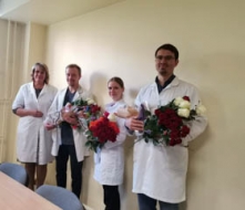 Madonas slimnīcā sveic trīs jaunos ārstus