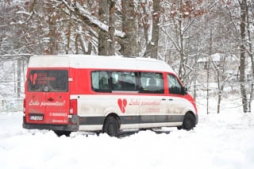 Asinsdonoru centrs decembrī dosies 55 izbraukumos