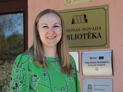 Bibliotēkā ir pilnībā savējā