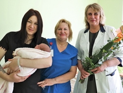Pasaulē nācis šogad 100. bērniņš Madonas slimnīcā