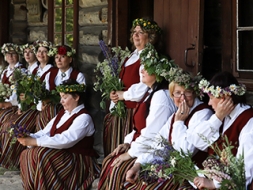 Lauku kopienu parlaments nesvin Līgo svētkus pilsētā