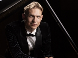 Izcils jaunais pianists Madonā!