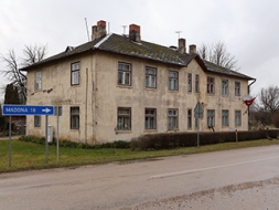 Mainīt jumtu vai renovēt māju?