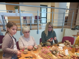 Jumurdas bibliotēkā izskanējis burciņu stāsts
