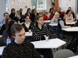 Iepazīst medicīnas jomas dažādību