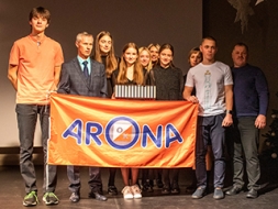 Saņem gada balvas orientēšanās sportā