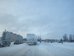 Laikapstākļi apgrūtina pārvietošanos
