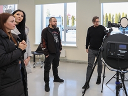 Durvis vērs digitālā mārketinga un sociālo tīklu dizaina darbnīca