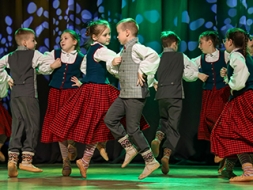 „Daudz laimes, Sauleskaln!”