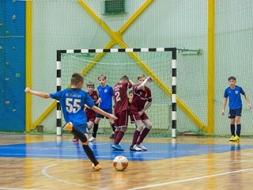 Iekļūst Vidzemes telpu futbola finālsacensībās