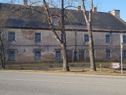 Aicina dāvāt Gotlība skolas ēkai jaunus logus