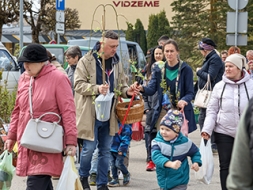 Lielajā Pavasara stādu tirgū  netrūka ne nieka