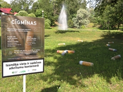 Vidē ik gadu nonāk aptuveni 118 tonnu tabakas izsmēķu