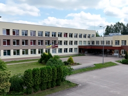 Uz skolas salidojumu — ar ieejas biļetēm!