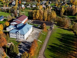 Notiek vidusskolas sporta laukuma pārbūve