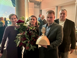 Par inovatīvu uzņēmējdarbību “Latvāņi” saņem “Zelta čiekuru”