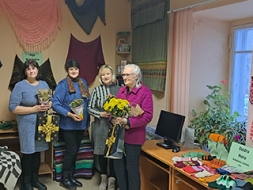 Dažādās tehnikās darinātu rokdarbu izstāde