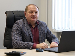 Gan projekti, gan ikdienas uzturēšanas darbi