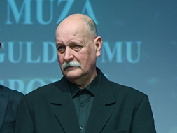 Gadās kāds dimanta gabaliņš
