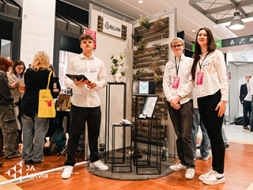 Virsotnē kāpēji — skolēnu mācību uzņēmums “Blum”