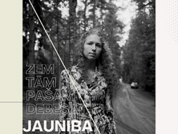 Intas Rukas rokraksts. Fotoizstāde “Zem tām pašām debesīm: Jaunība”