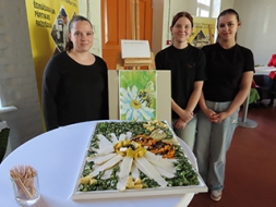 Produktu gleznā — 50 procenti siera