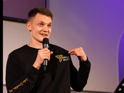 Fotogrāfijās iemūžina ukraiņu bēgļus