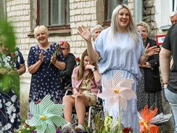 Sirsnīgi nosvinēta pirmā dzimšanas diena