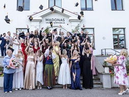 Izlaidumu laika burvība arī Madonas Valsts ģimnāzijā