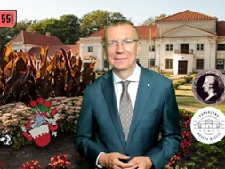 “Tā dzirkstele mūs silda un iedvesmo joprojām”