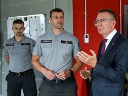 Valsts prezidents viesojas katastrofu pārvaldības centrā